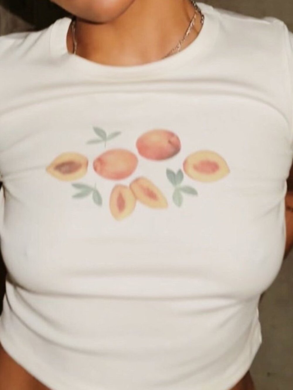Peaches Graphic Baby Tee 🍑✨ | Coquette Crop Top | Soft Summer Aesthetic